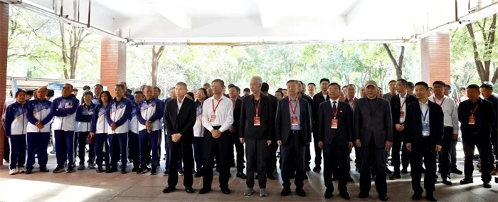 贺七秩华诞 履院长之责｜刘洪彬出席山东交通学院70周年